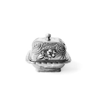 Винтажное блюдо Poole Silver Co. с тремя тарелками и крышкой 3286 – монограмма «R» – богато украшенный цветочный узор – антикварная серебряная тарелка, США