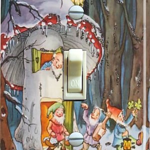 Gnomos holandeses vintage e ilustración de hongos, cubierta de placa de interruptor, placa de pared, individual, decoración del hogar
