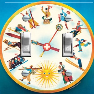 Op de afbeelding: Een ronde lichtschakelaarplaat met een kleurrijke illustratie van mensen die genieten van winteractiviteiten in Zwitserland. De illustratie toont skiërs, schaatsers, een sleeër, een persoon in een kabelbaan en een persoon die een strijkinstrument bespeelt. De schakelaarplaat heeft twee schakelaars met de tekst "ON". De illustratie is omgeven door een gele rand en een blauwe achtergrond. De tekst "HERBERT LEUPIN" is zichtbaar onderaan de illustratie.