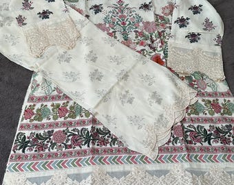 Khaadi Luxury Printed Embroidered Pakistani Suit: Medium