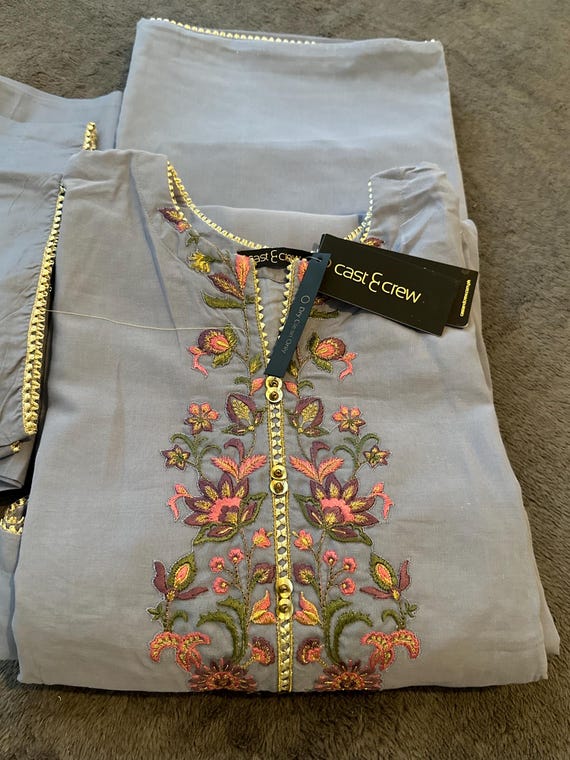 Embroidered Pakistani Suit: Gotta Detailing, Wide Leg Bottom (Medium)