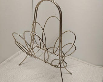 Vintage MCM Silver Wire Magazine Rack Mid Century Modern Atomic Petal Design