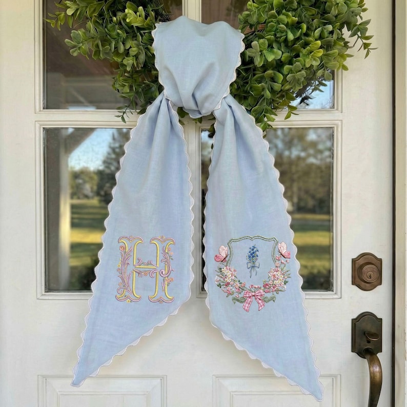 Personalized Hydrangea Crest Scalloped Wreath Sash, Custom Monogram Tie, Light Blue Spring Decor, Floral Shield Door Hanger, Any Letter