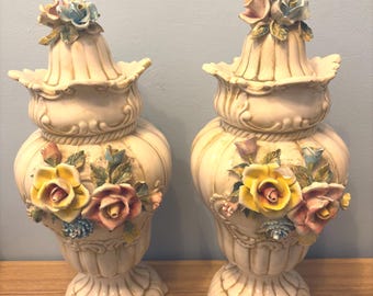 ヴィンテージ カポディモンテ スタイル 7インチ 花瓶、欠けた台座壷 花