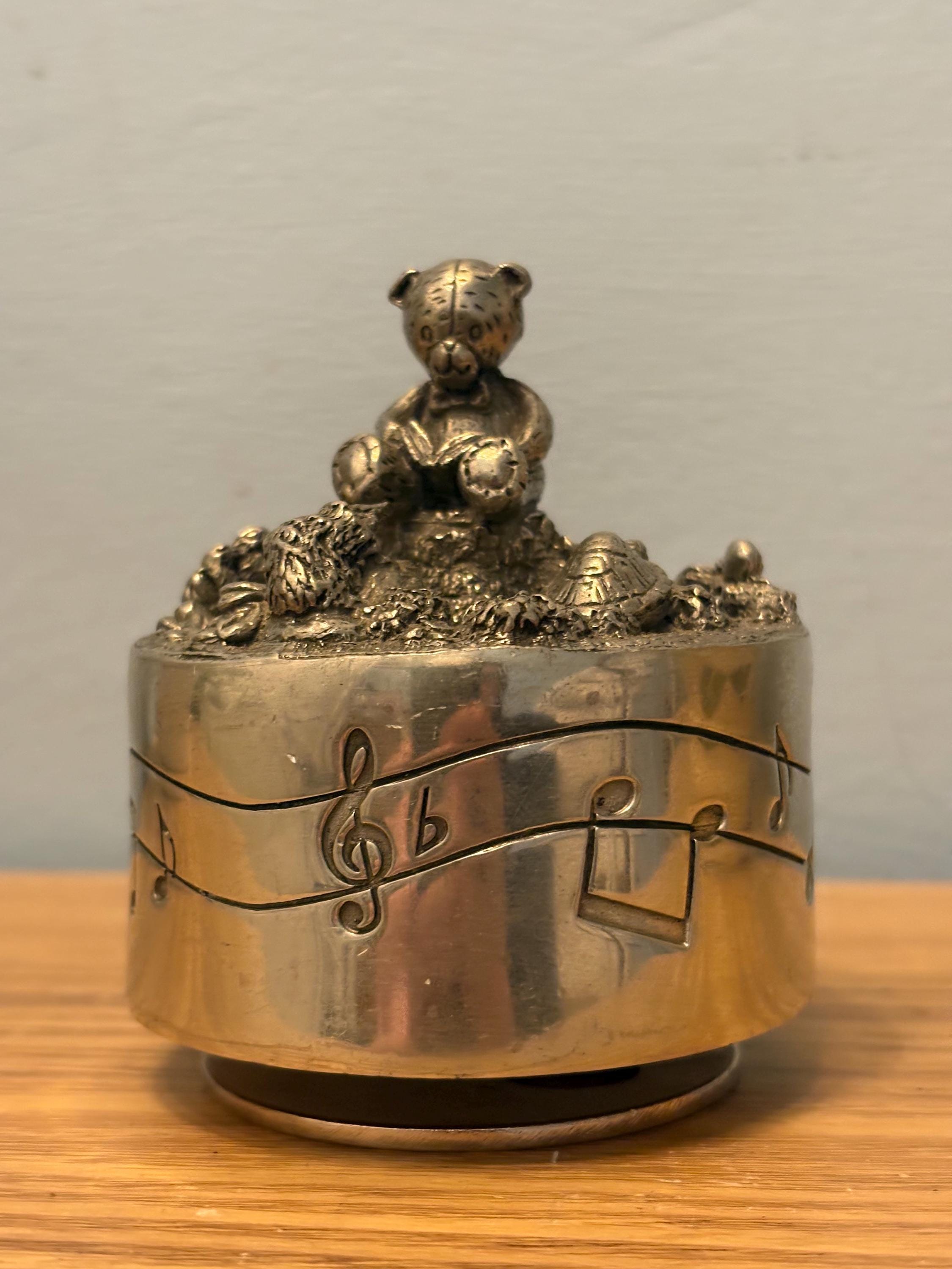 ROYAL SELANGOR テディベア オルゴール 小物入れ-DIFFERENT NECKLACE