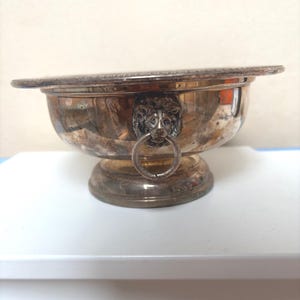 Vintage Silver Plated Posy Bowl With Lion Mask Handles - Made In England