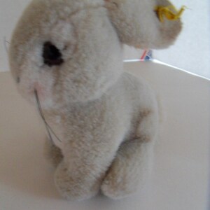 Steiff rabbit bunny beige Pummy  button and flag made in Germany 1341