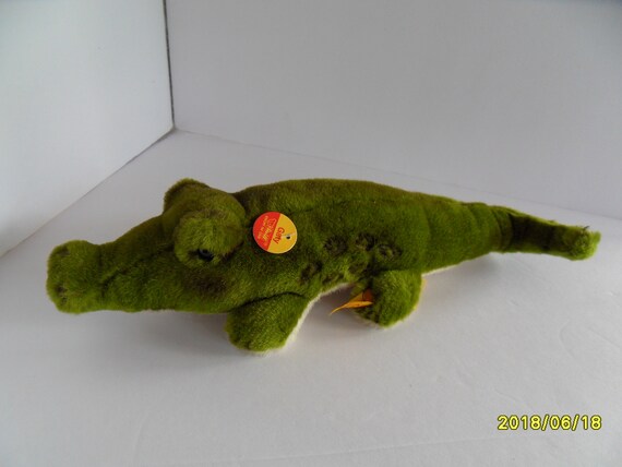 steiff crocodile