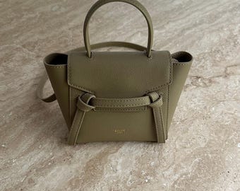Sac à main mini vintage  Céline Paris   taupe kaki – sac bandoulière élégant femme – inspiration classique chic – cadeau mode tendance