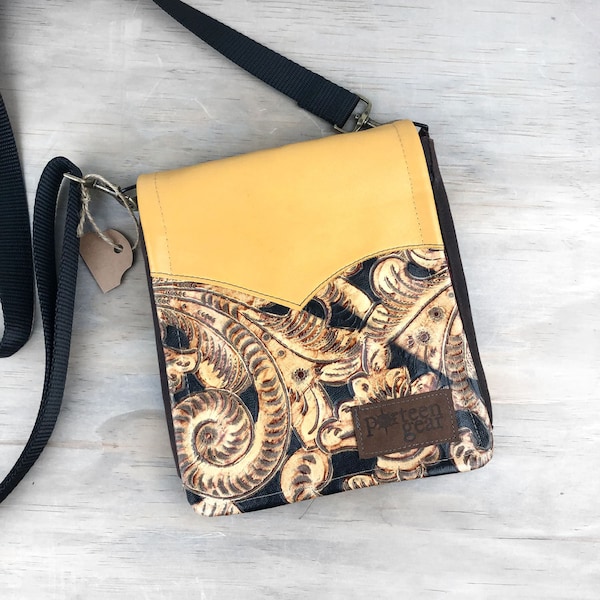 Yellow Scrolls Tapestry Brown Black Leather Travel Bag Cross Body Shoulder Bag Messenger Purse Waxed Canvas