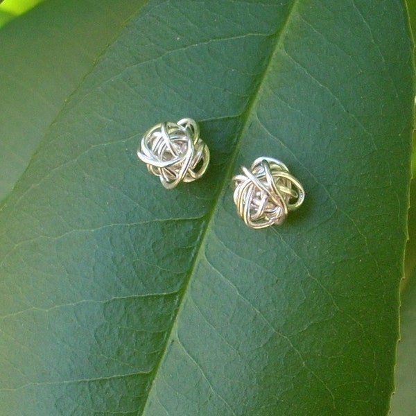 Silver plated Copper Wire Knot Stud Earrings. Silver Knot Earrings. Silver Knot Posts.