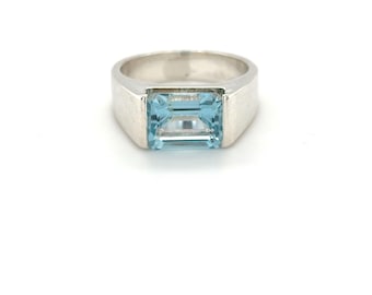 Anello fatto a mano in argento sterling con topazio blu