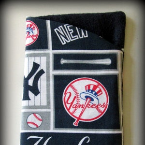 BASEBALL EYEGLASSES CASE - Yankees