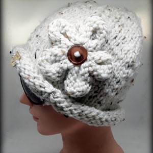 HAND KNIT HAT - Cream tweed - funky