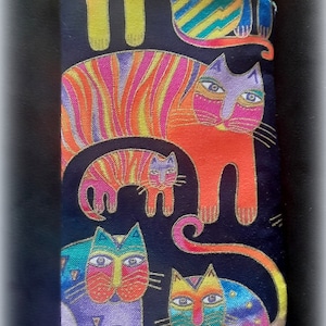 CAT EYEGLASSES CASE - Burch