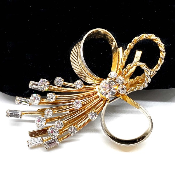 1960 SARAH COVENTRY "VOGUE" Crystal Baguette and Chaton Rhinestone Studded Bow Brooch
