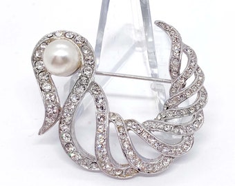 Faux Pearl and Crystal Clear Rhinestone Swirling Motif Vintage Brooch