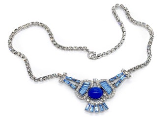 Beautiful Art Deco Sapphire Cat's Eye Cabochon, Light Sapphire Keytsone and Crystal Clear Rhinestone Necklace