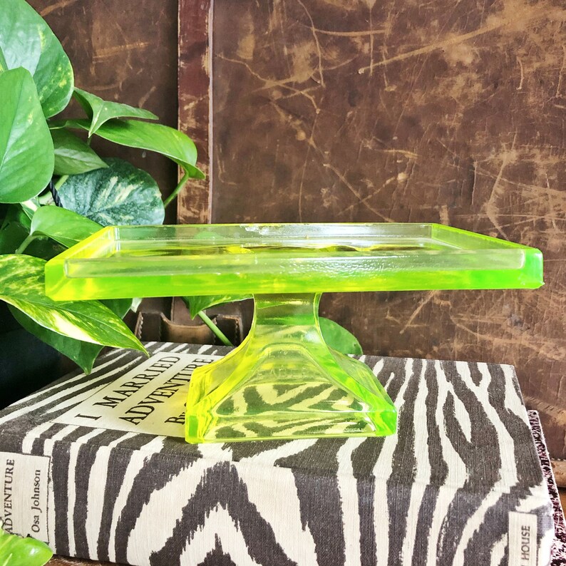 Antique Vaseline Glass Teaberry Gum Display Stand Etsy