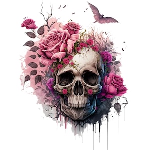 Könnte beinhalten: Digitale Illustration eines menschlichen Schädels, verziert mit rosa Rosen und kleineren roten Blumen. Der Schädel ist vor einem rosa Aquarellhintergrund mit einem dunklen, tropfenden Effekt am unteren Rand platziert. Ein violetter Vogel und kleine schwarze Vögel sind im Hintergrund.