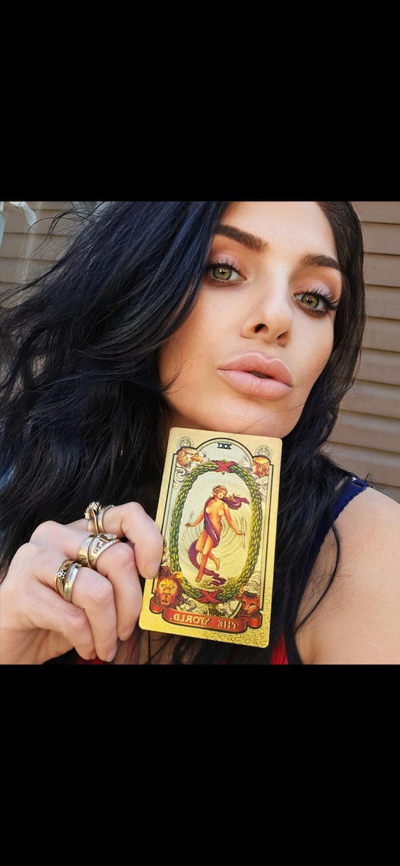 Tarot & Oracle Readings. Deep Insight And Spiritual Guidance