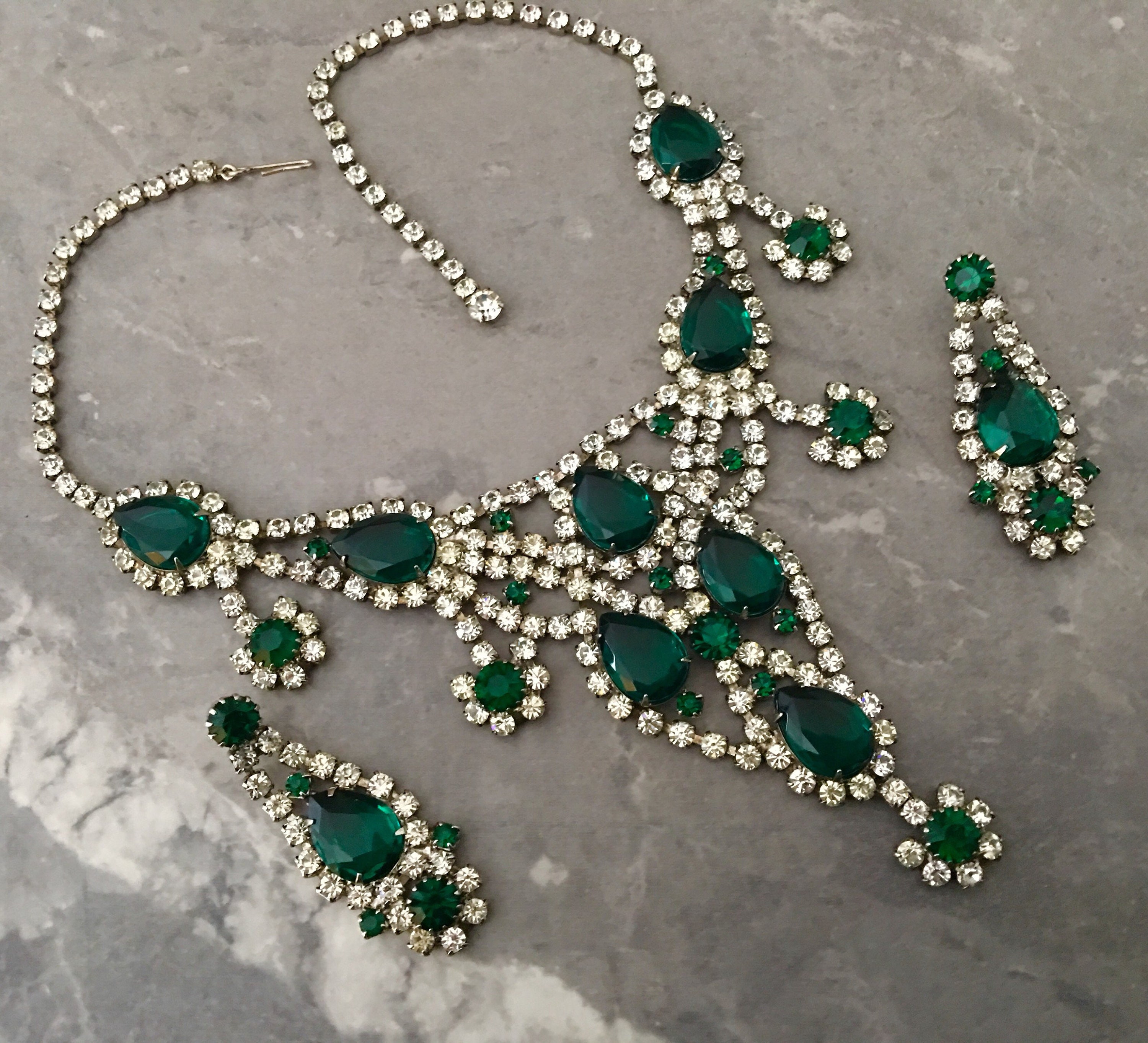 Vintage Rhinestone Necklace Earrings Set Emerald Green in | Etsy