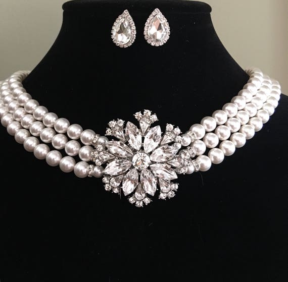 Holly Golightly Pearl Necklace With Brooch And Earrings In Etsy