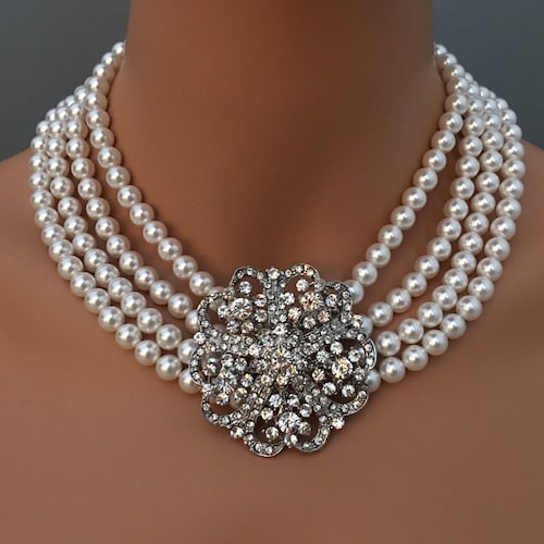 Audrey Hepburn Necklace With Pearl 
