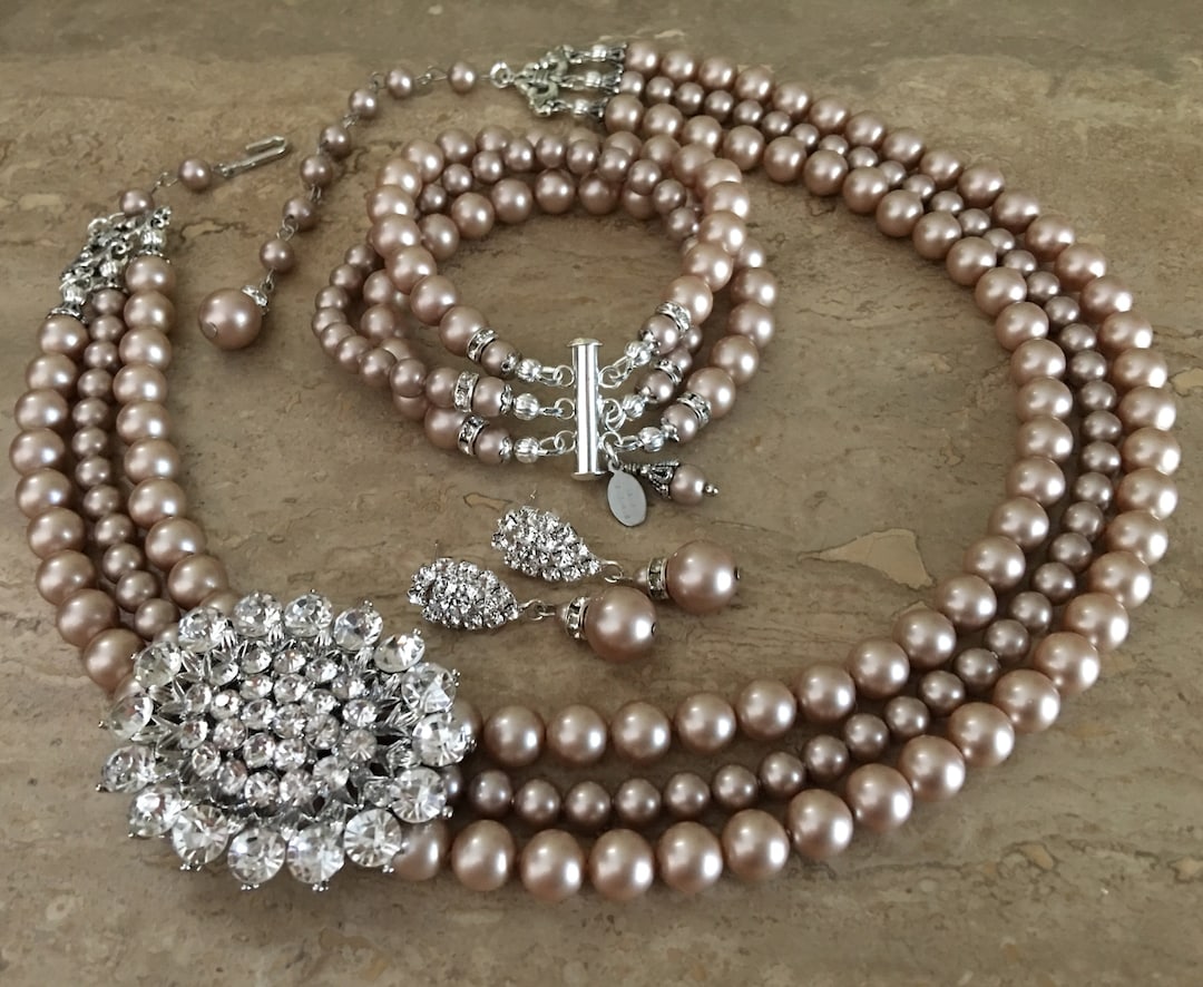 COMPLETE Champagne Jewelry Set Taupe Pearl Necklace With Brooch