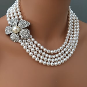 Pearl Statement Necklace 