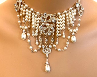 Great Gatsby Wedding Necklace in Rose Gold Victorian 18th century historical period replica in cream ivory crystal pearls Pearl necklace