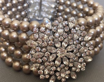 Bracelet de perles taupe avec strass en argent avec perles Swarovski en platine 5 rangs bijoux de mariage pour la mère de la mariée