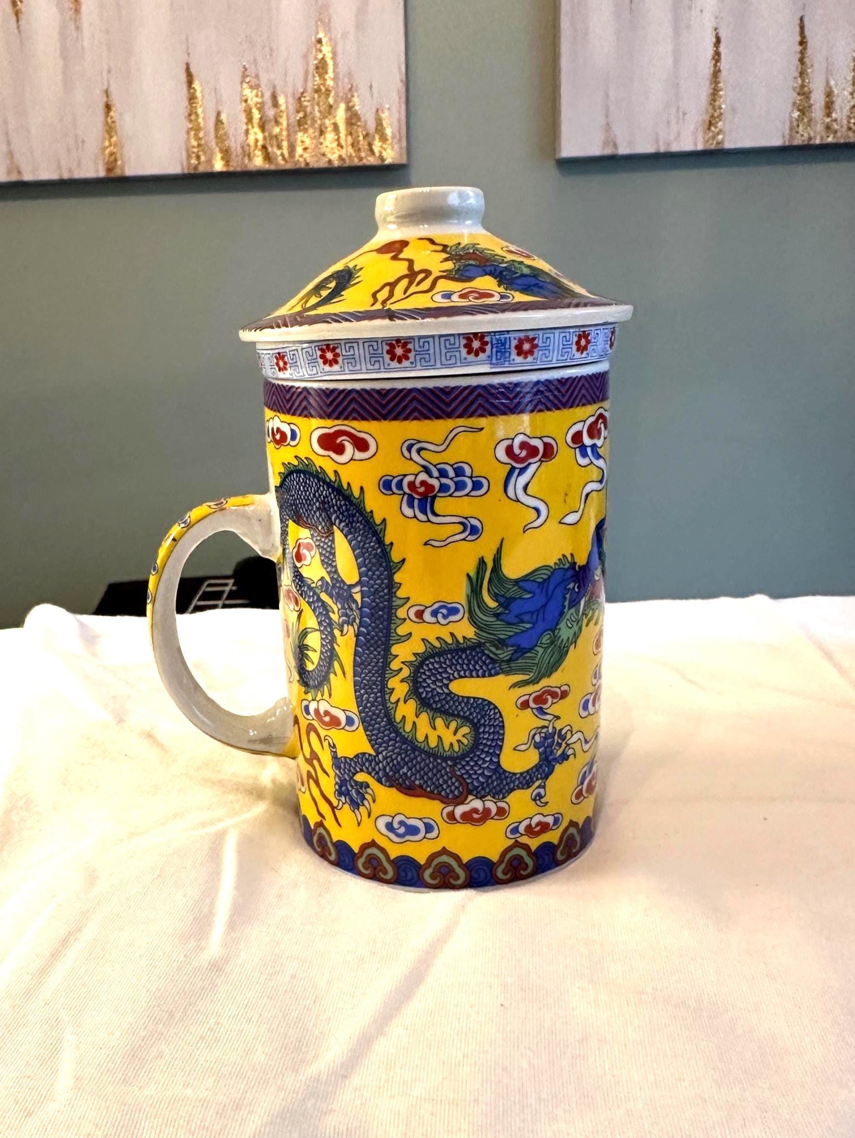 ドラゴン模様の陶器カップ Dragon tea cup - Etsy 日本