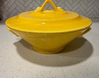 Homer Laughlin Harlequin Yellow Casserole Dish