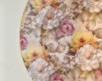 Royal Patrician Rose Chintz Dessert Plates Set of 4 gold trim