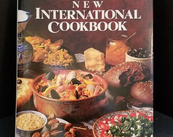 Cookbook International 1989 Betty Crocker's First Edition Hardcover Like new