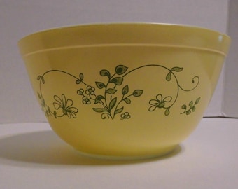 Pyrex Round 402 Bowl Mixing "Shenandoah" Pattern 1981 #402 Reduced!