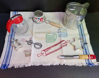 Vintage Kitchen Utensils Retro kitchen for cooking or display Total 5 items