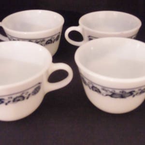 Vintage Pyrex Old Town Pattern Blue and White Pyrex Coffee or Tea Cups 1970's Set of 4 image 4