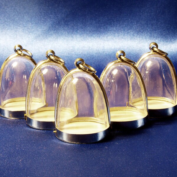 Dome Pendants, Diorama, Clear Empty Cases, for Miniature / Art Display, Silver Tone & Strong Acrylic - ONLY 5 DOLLARS EACH