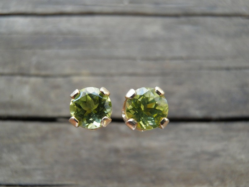 August Birthstone, Green Peridot Stud Earrings, 14k Gold Filled, 4mm Green Post Earrings, Vintage Style, Minimal Earrings, Gemstone Earrings image 1