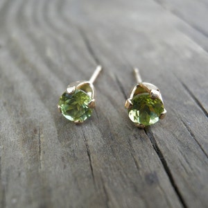 August Birthstone, Green Peridot Stud Earrings, 14k Gold Filled, 4mm Green Post Earrings, Vintage Style, Minimal Earrings, Gemstone Earrings image 2