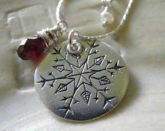 January Birthday, Snowflake Jewelry Garnet January Birthstone, Silver Snowflake Necklace, Etched Pendant , Winter Necklace, Holiday Sale