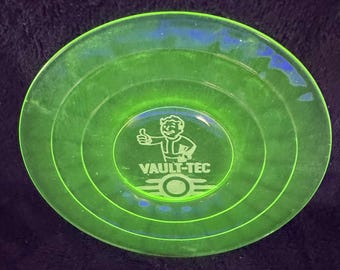 FALLOUT Inspired Uranium Glass 6" plate- Vault-Boy