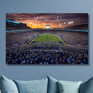 Impressão em tela do estádio Kentucky Wildcats, arte de parede do estádio Kroger Field, pôster do estádio de futebol americano, pôster do estádio, pronto para pendurar