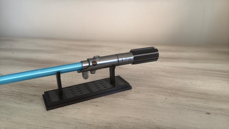 Anakin Luke Skywalker Legacy Lightsaber Pen | Hand-Painted 3D Print Graflex Detail (Display Stand) image 5