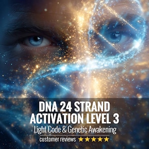 Può includere: Primo piano di un volto con occhi blu, sovrapposto a un design cosmico di luce dorata e blu. Il testo "DNA 24 STRAND ACTIVATION LEVEL 3" e "Light Code & Genetic Awakening" sono visualizzati in basso.