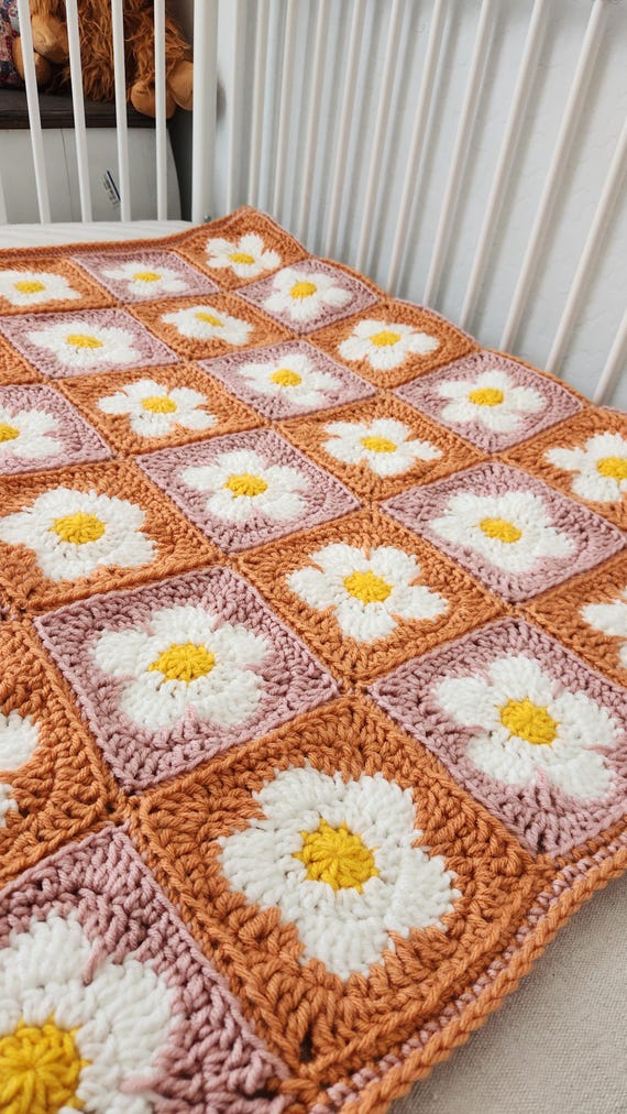 CUSTOM Crochet Daisy Granny Square Blanket | Baby Lovey | Crochet Baby Blanket | Flower Blanket | Heirloom Baby Blanket | Vintage Blanket