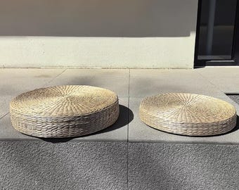 Woven Tatami Meditation Cushion: Eco-Friendly Yoga Pillow