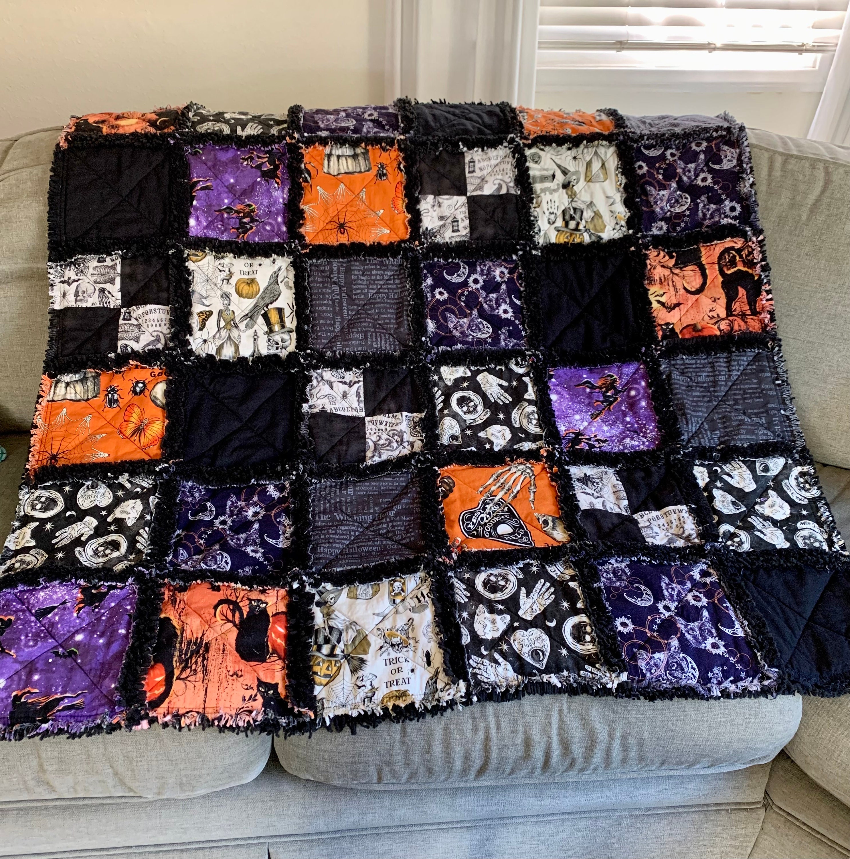 ✝️SCRAPQUILT RAG ✝️ Halloween Rag Quilt With Crushed Velvet Throw Lap Quilt